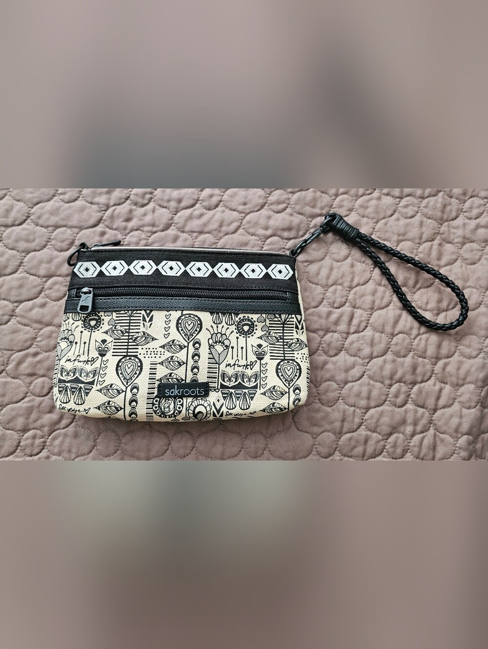 Sakroots Black & Cream Printed Wristlet/Crossbody